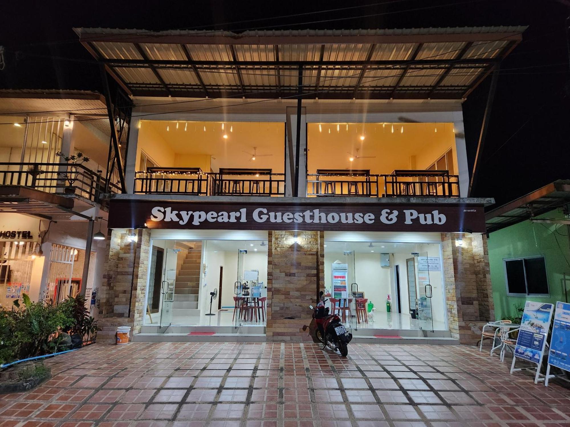 Skypearl Guesthouse & Pub Tau-sziget Kültér fotó